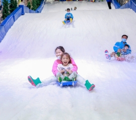 LÀNG TUYẾT SNOW TOWN SÀI GÒN