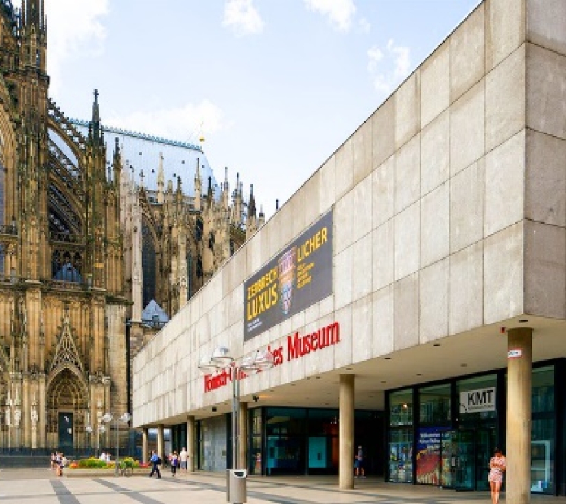 PARIS - LUXEMBOURG – FRANKFURT – COLOGNE  – BRUSSELS -ZAANSE SCHANS-AMSTERDAM                                                                  