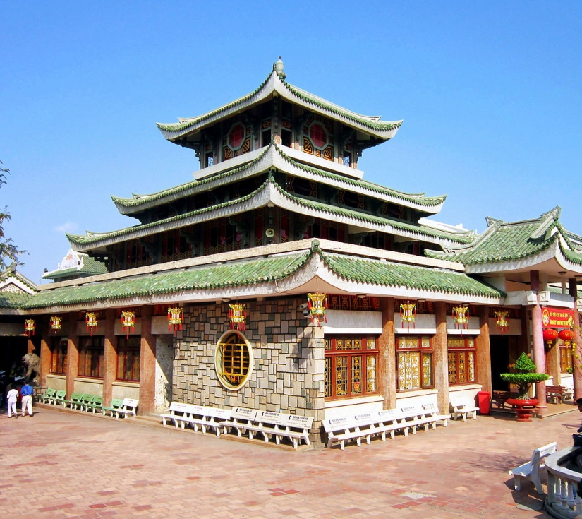 TOUR CHÂU ĐỐC VIẾNG BÀ MIẾU BÀ CHÚA XỨ NÚI SAM – NÚI CẤM/RỪNG TRÀM TRÀ SƯ