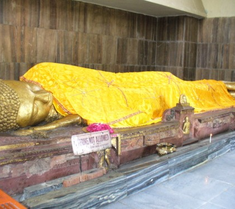 Hành Hương Về Miền Đất Phật – Tứ Thánh Tích Ấn Độ & Nepal (10N9Đ)