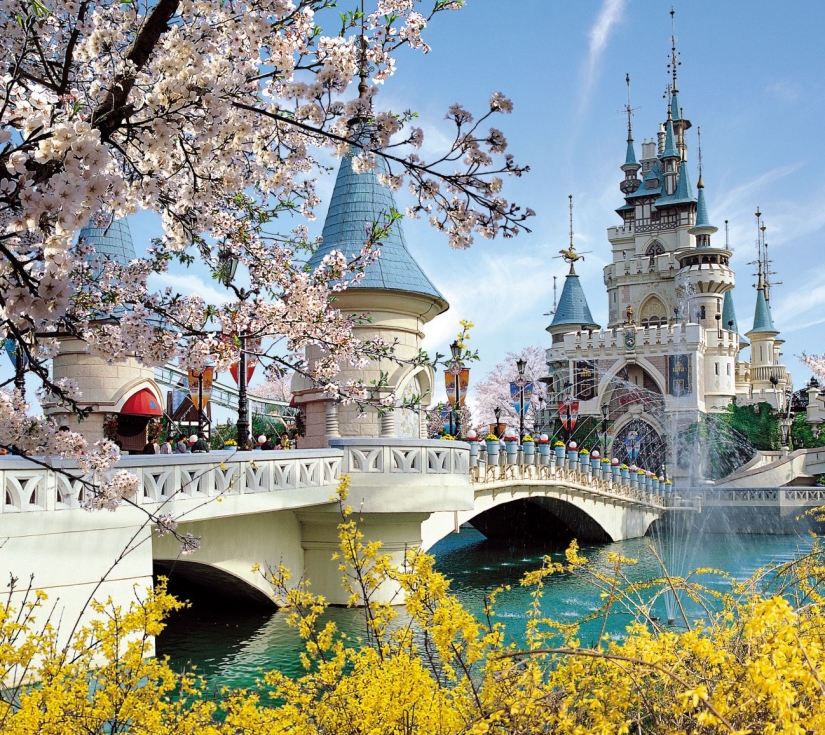 SEOUL – NAMI – LOTTE WORLD – NAMSAN – CHECK-IN HOT TREND (5 Ngày 4 Đêm)