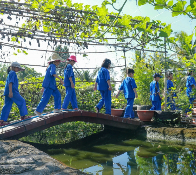 GỐM SỨ BÌNH DƯƠNG  - NÔNG TRẠI CÀNG CUA - VƯỜN THÚ ĐẠI NAM 