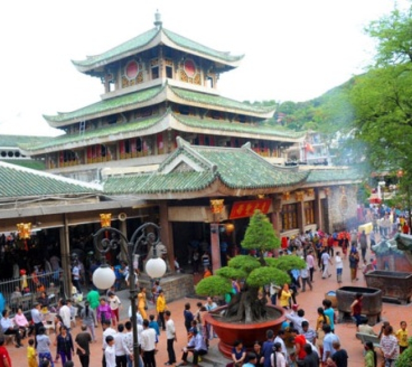HÀNH HƯƠNG  CHÂU ĐỐC – MIẾU BÀ  NÚI CẤM - 1N1Đ