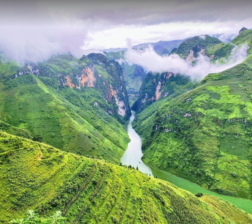 HÀ NỘI - HÀ GIANG - LŨNG CÚ - ĐÈO MÃ PHÌ LÈNG – SÔNG NHO QUẾ - SAPA – FANSIPAN