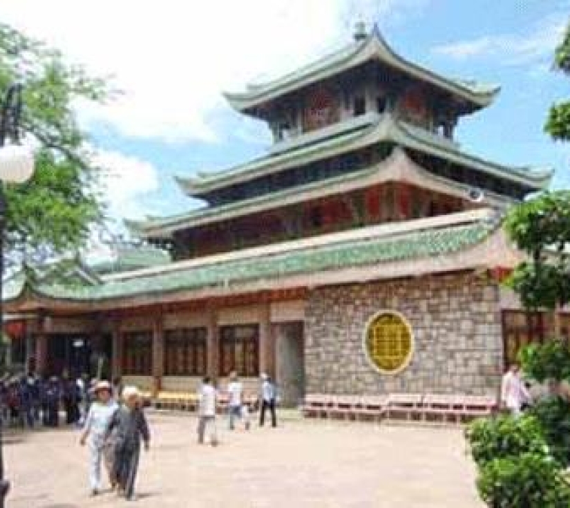 CHÙA BÀ  CHÚA XỨ  – NÚI CẤM - KHU DU LỊCH LÂM VIÊN 
