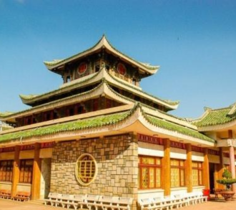 CHÙA BÀ  CHÚA XỨ  – NÚI CẤM - KHU DU LỊCH LÂM VIÊN 