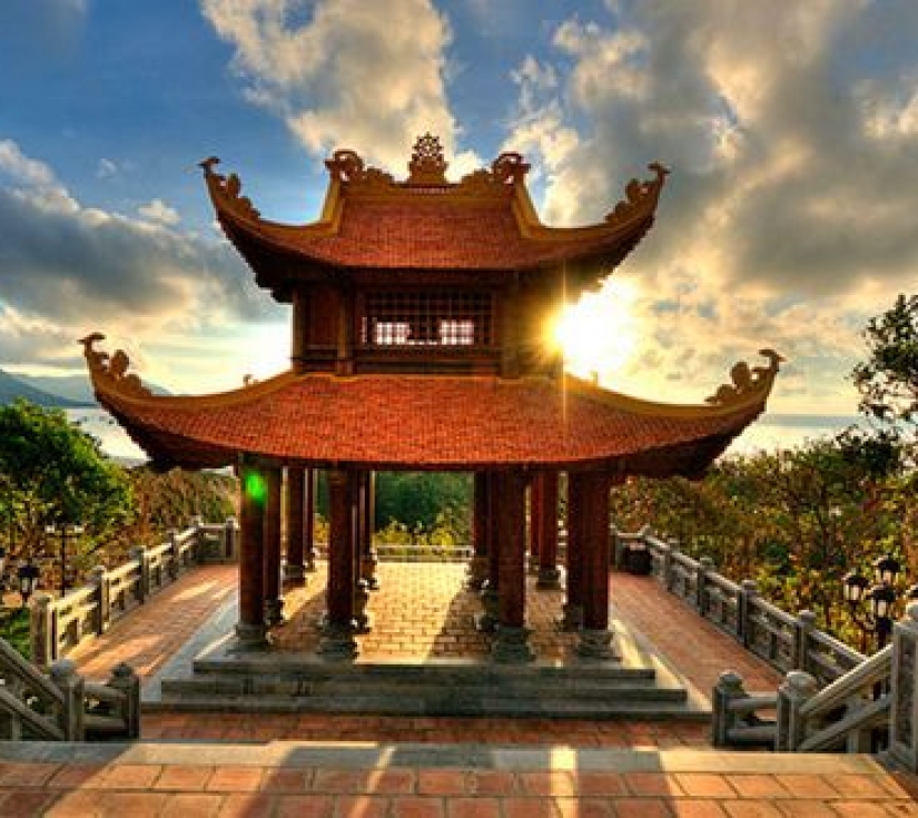 Côn Đảo huyền thoại – Viếng mộ chị Võ Thị Sáu & lặn ngắm san hô