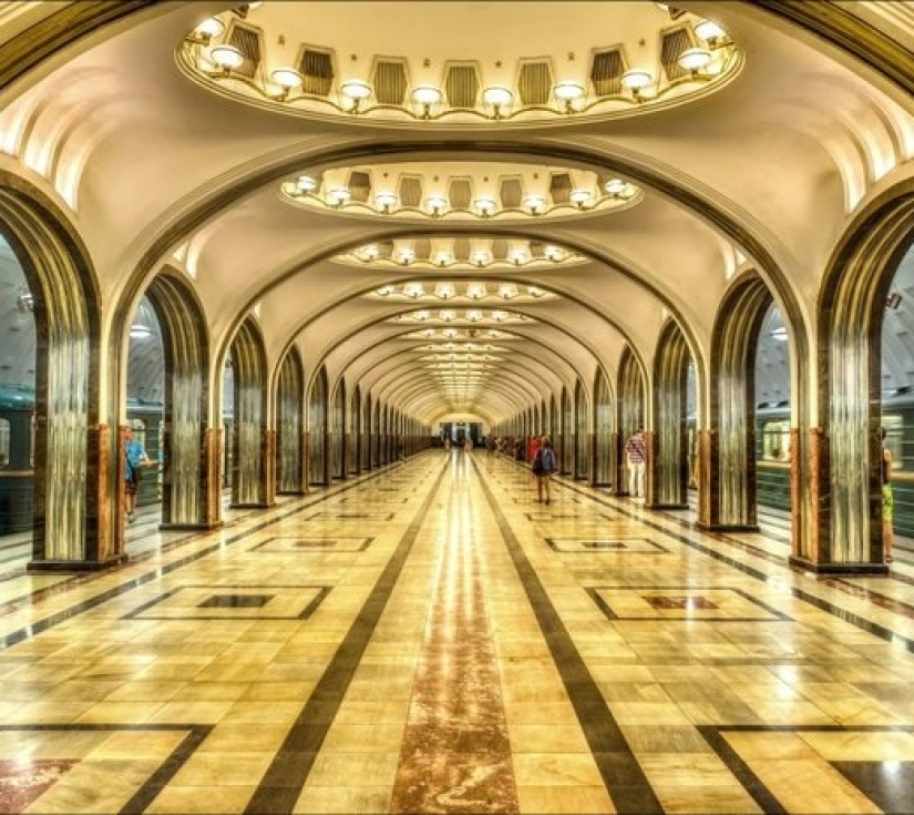 MOSCOW – SAINT PETERSBURG – THÀNH ĐÔ