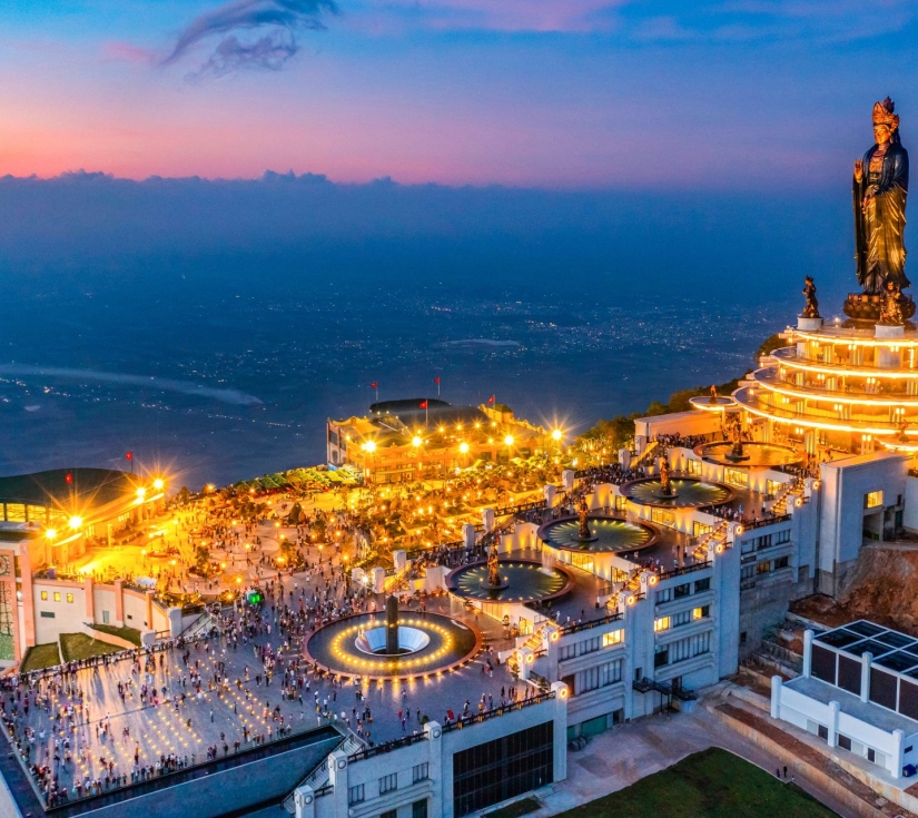 TÂY NINH: HÀNH TRÌNH CHINH PHỤC NÓC NHÀ NAM BỘ