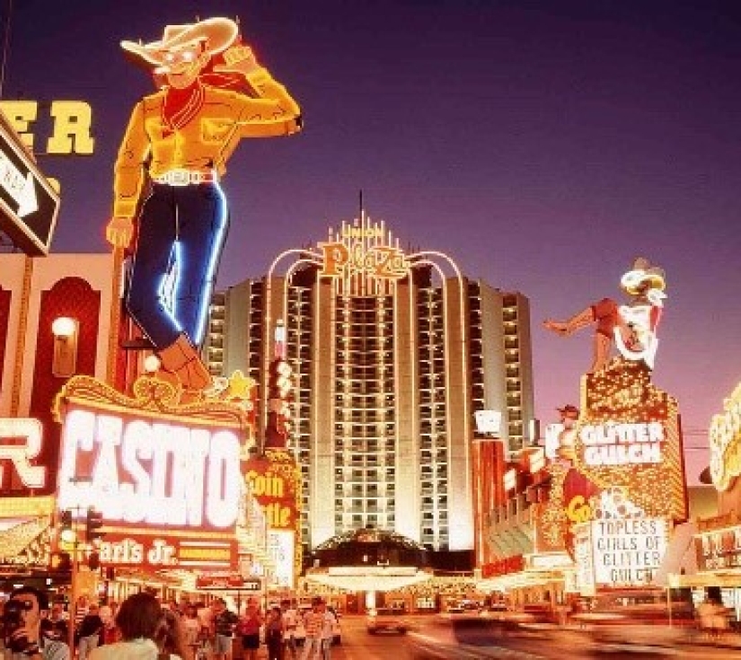NEW YORK – PHILADELPHIA – WASHINGTON D.C – LOS ANGELES – HOLLYWOOD PHÚC LỘC THỌ – LAS VEGAS – GRAND CANYON – SAN DIEGO