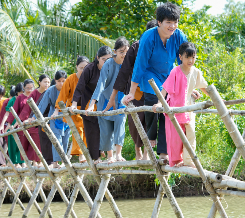 ĐỀN THỜ CỤ ĐỒ CHIỂU -  SÂN CHIM VÀM HỒ 