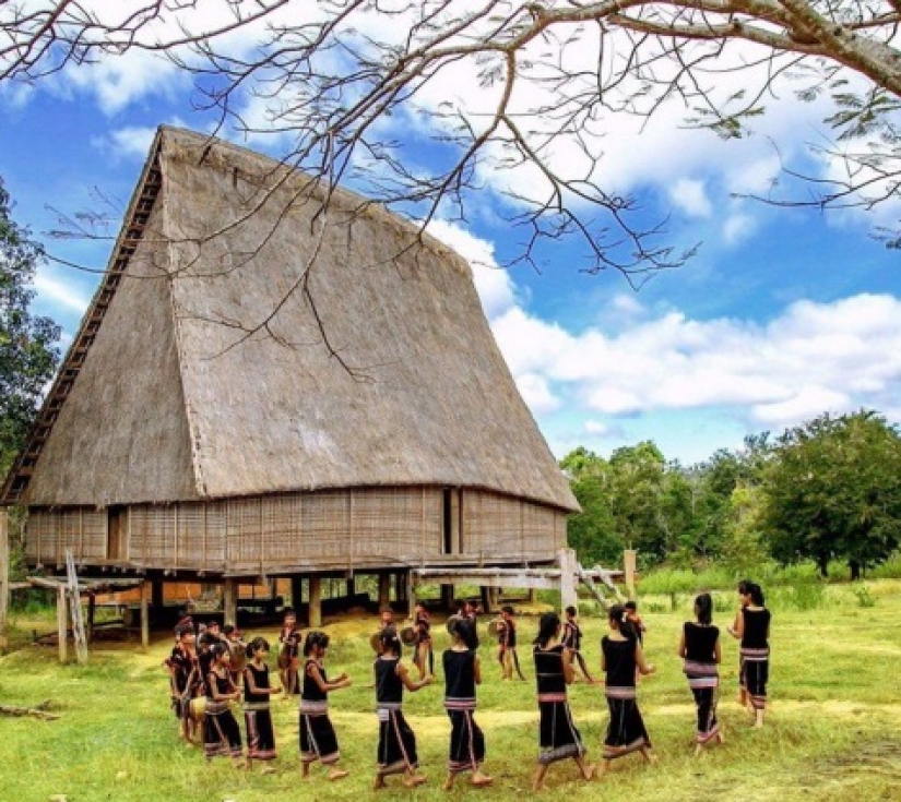 Tour Hành Hương Đức Mẹ Măng Đen – Nhà Thờ Gỗ Kon Tum | 3N3Đ