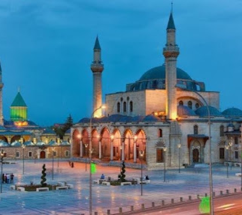 ISTANBUL - CANAKKALE - KUSADASI - PAMUKKALE - KONYA - CAPPADOCIA 8N7Đ