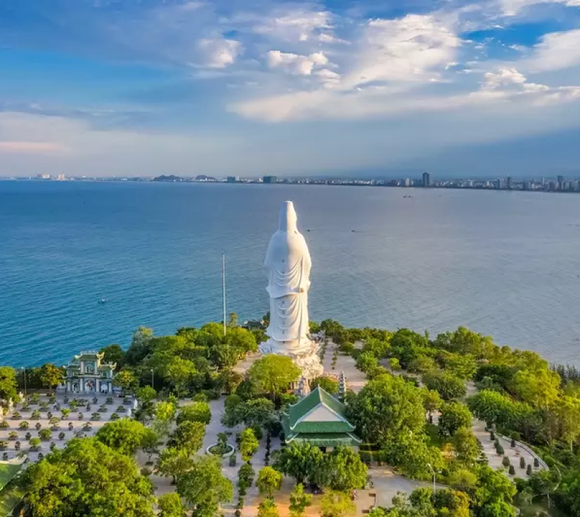 Hành Hương Về Chốn Thiêng – Chiêm Bái Tam Chùa Linh Ứng, Bà Nà, Hội An 2N1Đ