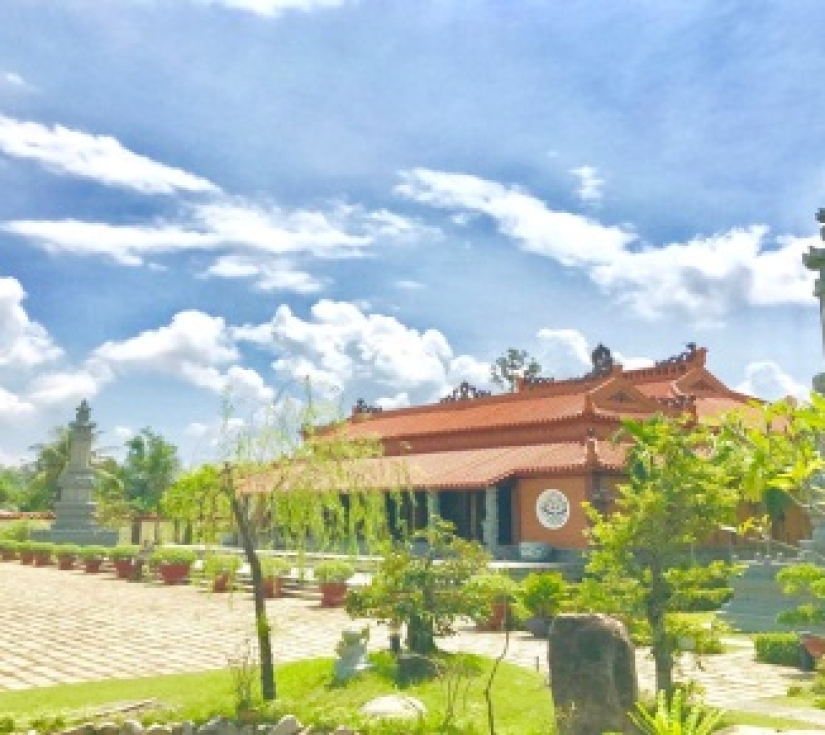 LÀNG HOA SA ĐÉC – CHÙA CỔ PHƯỚC LONG  BÁNH XÈO CHAY - CHÙA HỘI PHƯỚC