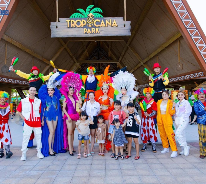 Một Ngày Làm Thổ Dân Polynesian – Vui Chơi & Khám Phá