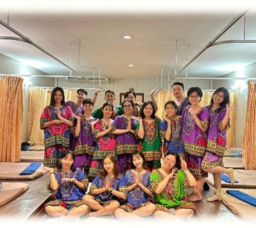 THÀNH PHỐ CỔ MUANG BORAN – VƯỜN CHIM HẢI ÂU – CHỢ NỔI BỐN MIỀN – CHÙA WAT ARUN