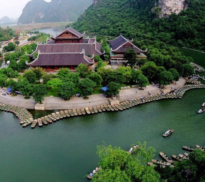 TP.HCM - HÀ NỘI - NINH BÌNH VĂN MIẾU QUỐC TỬ GIÁM - QUẢNG TRƯỜNG BA ĐÌNH - TRÀNG AN - CHÙA BÁI ĐÍNH