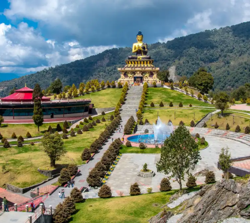 LÀO: VIENTIANE – LUANG PRABANG – MUANG FUANG (5N4Đ)