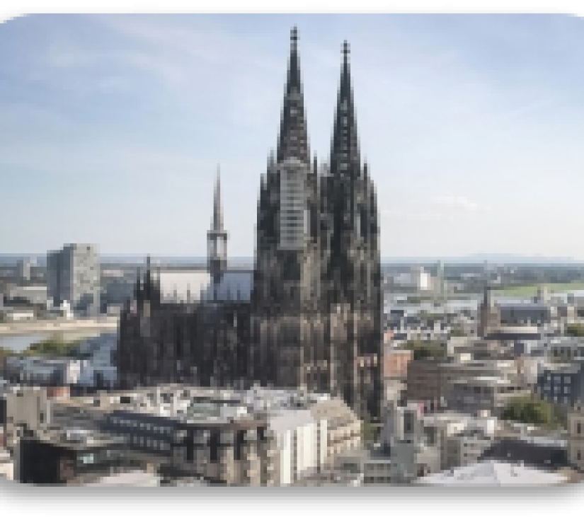 Tour Châu Âu 9 Ngày 8 Đêm – Khám Phá 5 Quốc Gia Cùng Hoa Biển Tourist