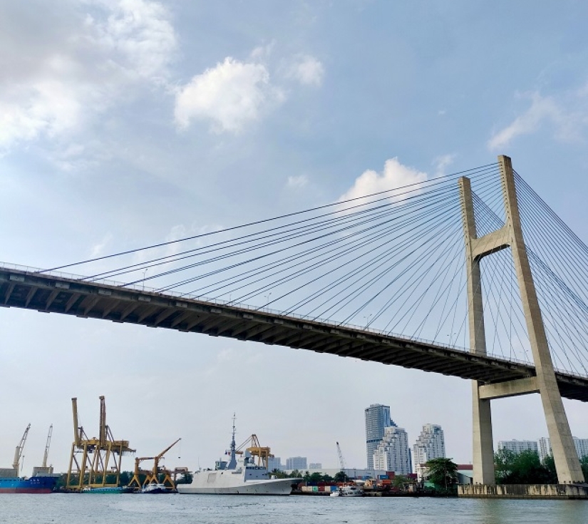 Tour Du Thuyền King Yacht đến Đảo Thiềng Liềng (Cần Giờ – TP.HCM)