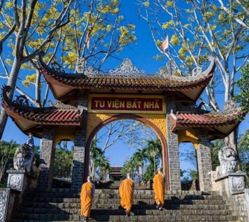 Tour 10 chùa Bảo Lộc – Hành trình tâm linh giữa núi rừng
