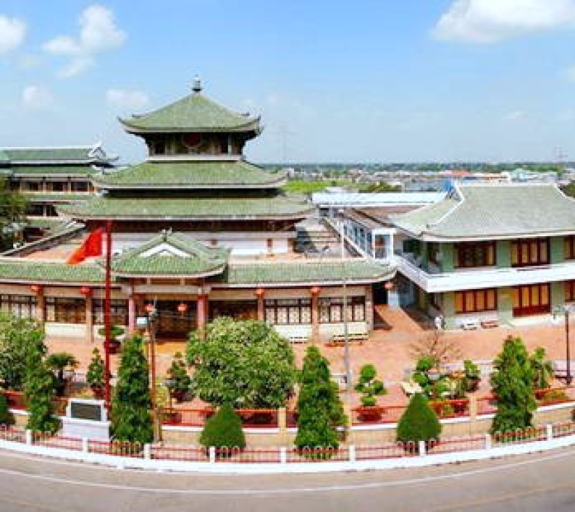 CHÙA BÀ  CHÚA XỨ  – NÚI CẤM - KHU DU LỊCH LÂM VIÊN 