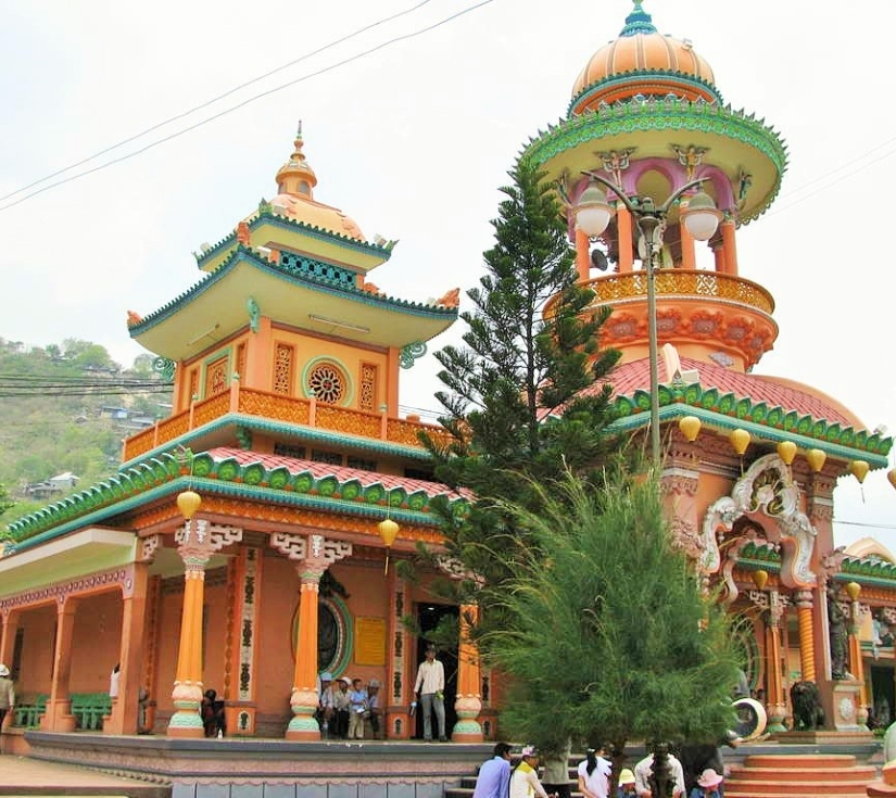 TOUR CHÂU ĐỐC VIẾNG BÀ MIẾU BÀ CHÚA XỨ NÚI SAM – NÚI CẤM/RỪNG TRÀM TRÀ SƯ