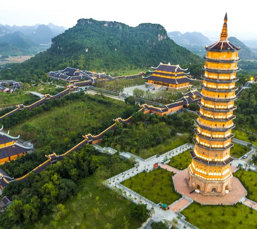 TP.HCM - HÀ NỘI - NINH BÌNH VĂN MIẾU QUỐC TỬ GIÁM - QUẢNG TRƯỜNG BA ĐÌNH - TRÀNG AN - CHÙA BÁI ĐÍNH