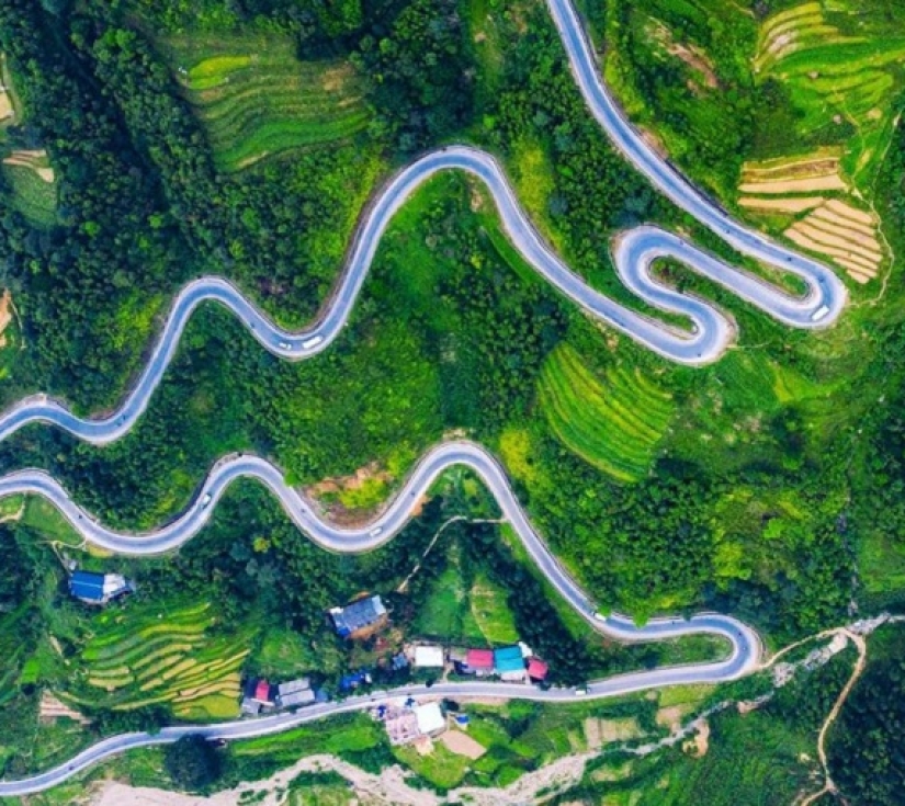 HÀ NỘI - HÀ GIANG - LŨNG CÚ - ĐÈO MÃ PHÌ LÈNG – SÔNG NHO QUẾ - SAPA – FANSIPAN