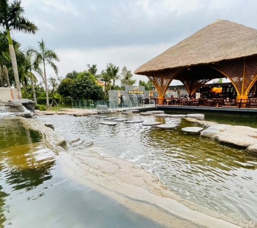  BIỂN BỒNG SƠ  