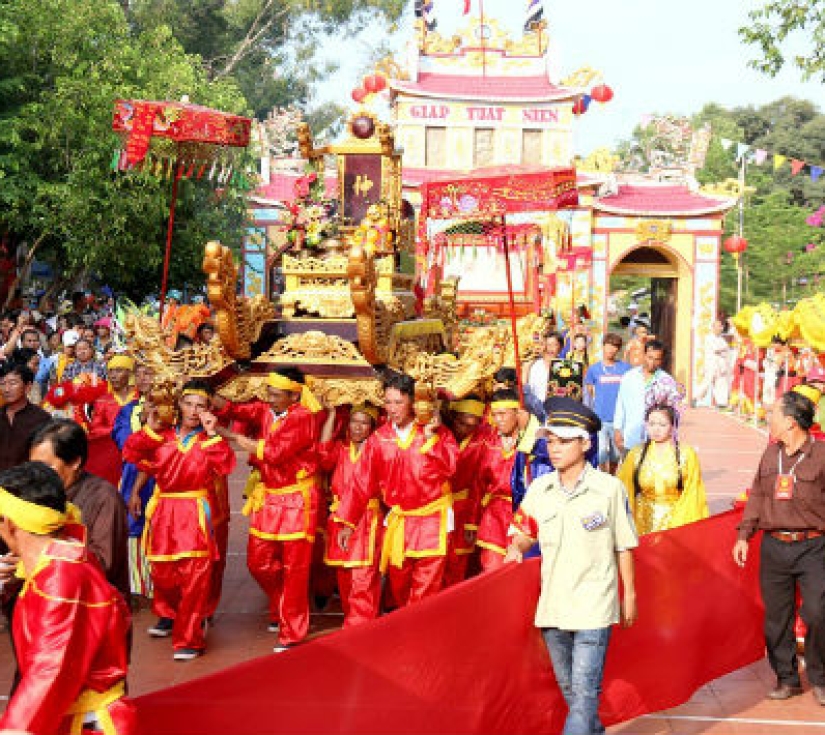 TOUR HÀNH HƯƠNG BÌNH THUẬN LAGI ĐỒNG NAI 1N