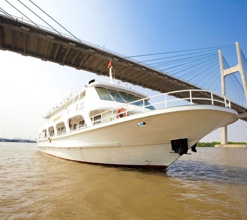 Tour Du Thuyền King Yacht đến Đảo Thiềng Liềng (Cần Giờ – TP.HCM)