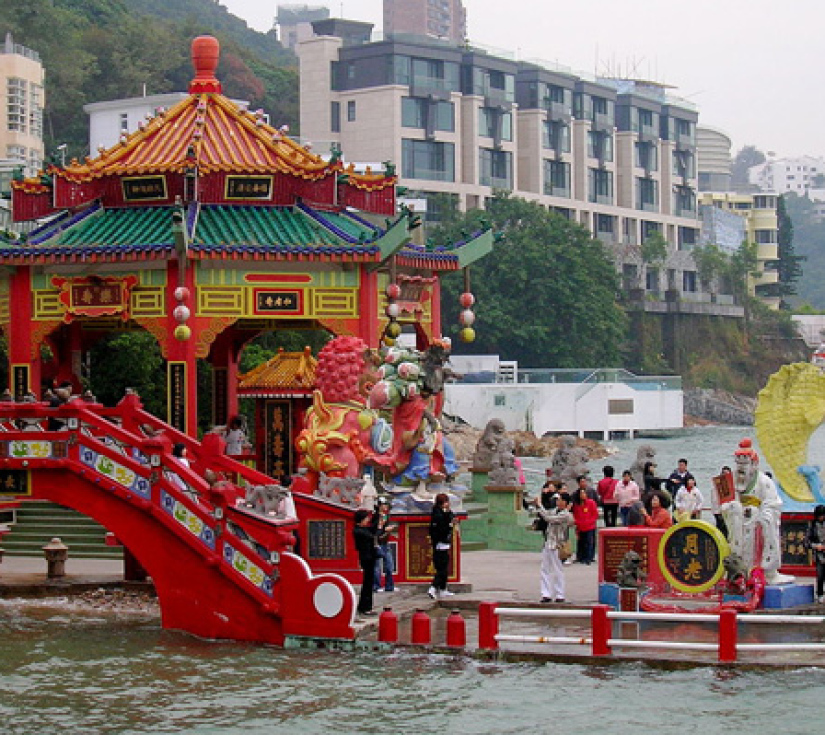 TOUR HỒNG KÔNG 4 NGÀY 3 ĐÊM Hành trình khám phá xứ Cảng Thơm – Sôi động, hiện đại & đậm đà bản sắc văn hóa phương Đông