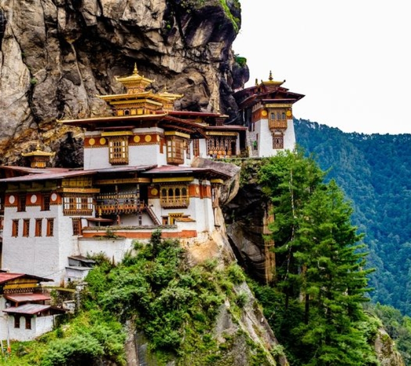 TOUR BHUTAN: PARO - THIMPHU - PUNAKHA 5N4Đ