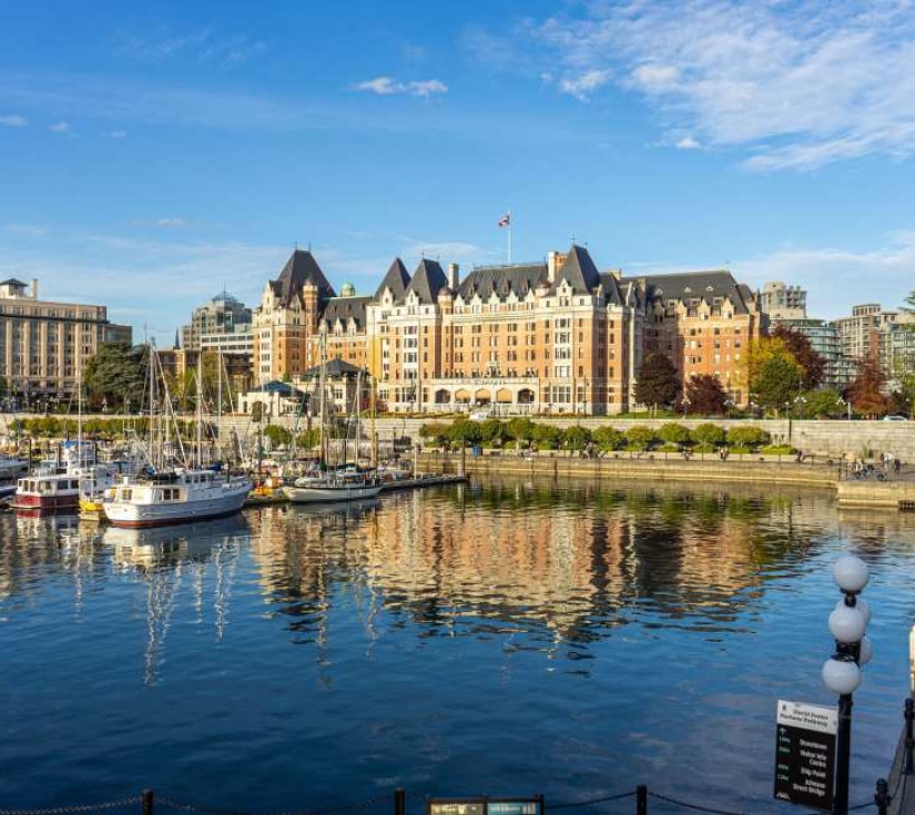 DU NGOẠN BỜ TÂY CANADA