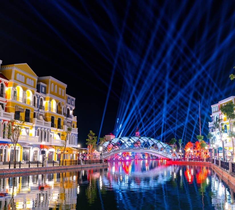 Du Lịch Phú Quốc 3N2Đ – Trải Nghiệm Grand World, Lặn Ngắm San Hô & Show Venice