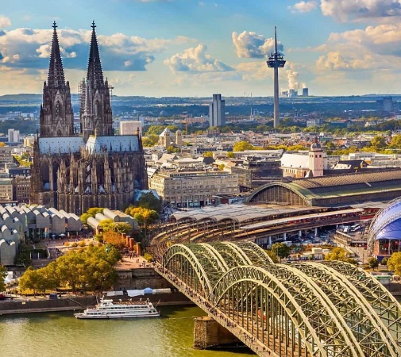 TÂY ÂU: HÀ LAN - ĐỨC - LUXEMBOURG - PHÁP - BỈ 10N9Đ