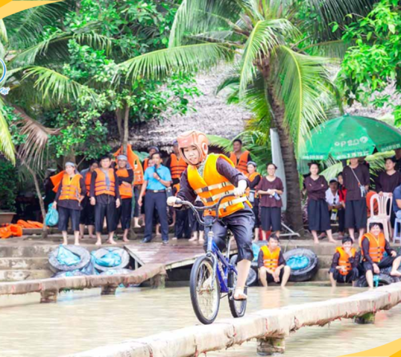 NGUYỄN THỊ ĐỊNH – KHU DU LỊCH LAN VƯƠNG