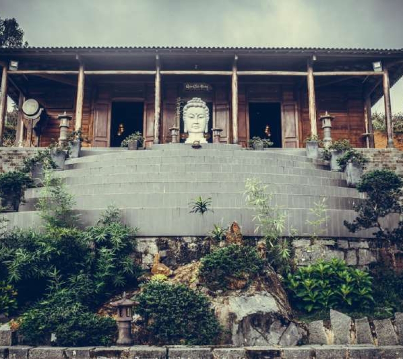 TOUR HÀNH HƯƠNG 10 CHÙA – BẢO LỘC