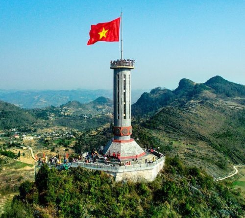 HÀNH TRÌNH: HÀ GIANG – CHẠM ĐẾN SỰ HÙNG VĨ CỦA NÚ RỪNG ĐÔNG BẮC 