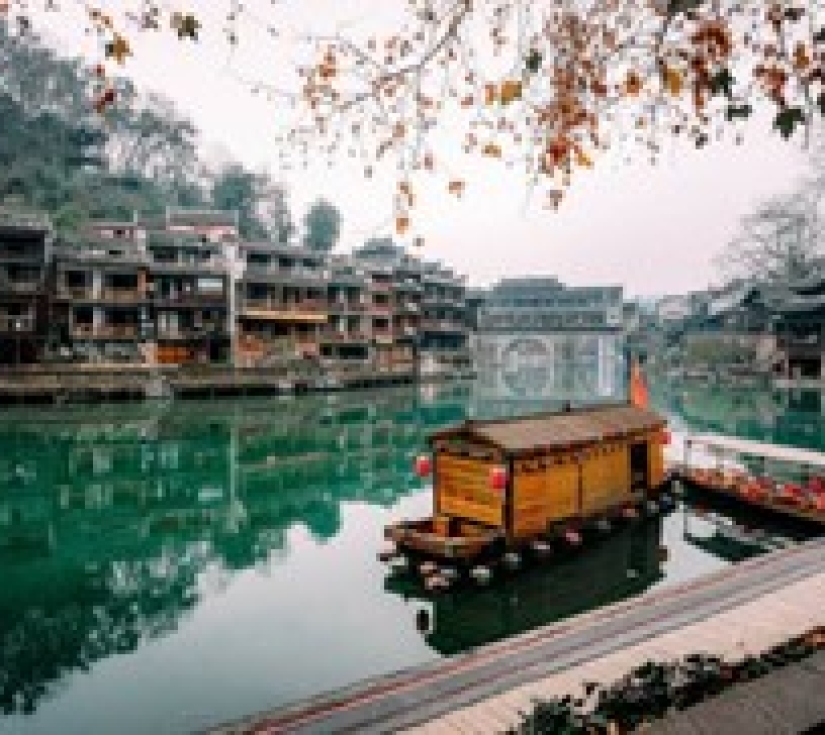 ÂN THI – TRƯƠNG GIA GIỚI – PHƯỢNG HOÀNG CỔ TRẤN