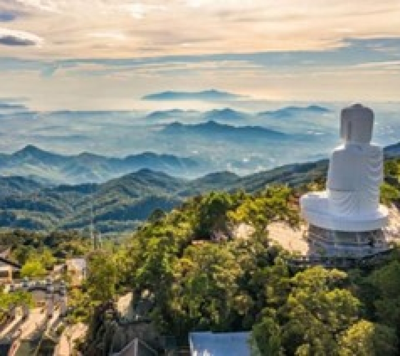 TP. HỒ CHÍ MINH – ĐÀ NẴNG – NGŨ HÀNH SƠN – BÀ NÀ HILLS – HỘI AN – BÁN ĐẢO SƠN TRÀ  03 Ngày 02 Đêm