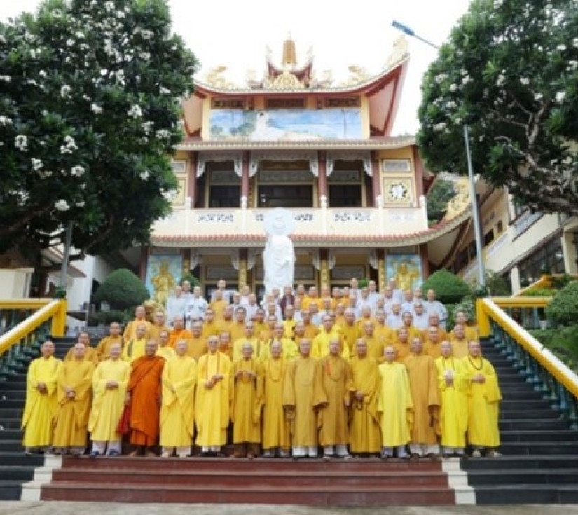 Tour hành hương Viếng Thập Tự Vũng Tàu – Chiêm bái 10 ngôi chùa linh thiêng trong ngày