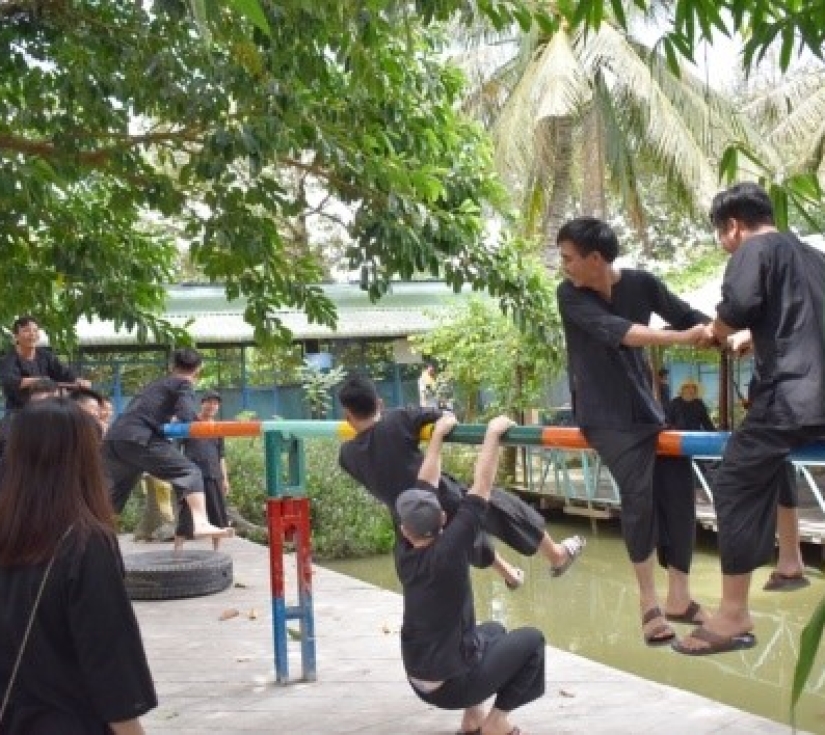 TOUR TRONG NGÀY: KHÁM PHÁ DI TÍCH ẤP BẮC & KHU DU LỊCH VINH SANG