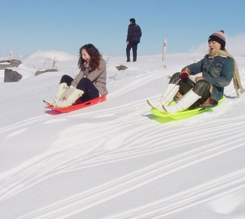 CHINH PHỤC CUNG ĐƯỜNG TUYẾT TATEYAMA – MIỀN CỔ TÍCH SHIRAKAWA-GO ( 4 Ngày 3 Đêm )