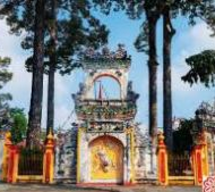 Tour Hành Hương 10 Chùa Bình Dương – Bình Phước Chỉ 595K | Khởi Hành Hàng Tuần