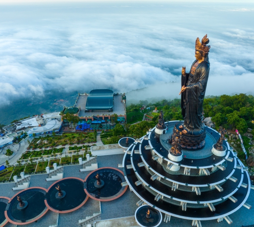 TÂY NINH - NÚI BÀ - TOÀ THÁNH - CHÙA GÒ KÉN