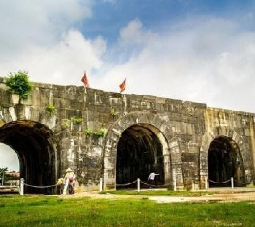 TOUR DU LỊCH SẦM SƠN  – KHÁM PHÁ BIỂN XANH, VĂN HÓA XỨ THANH
