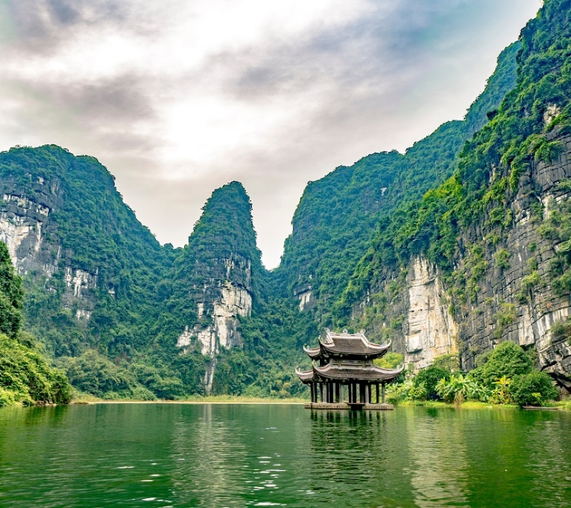 TP.HCM - HÀ NỘI - NINH BÌNH VĂN MIẾU QUỐC TỬ GIÁM - QUẢNG TRƯỜNG BA ĐÌNH - TRÀNG AN - CHÙA BÁI ĐÍNH